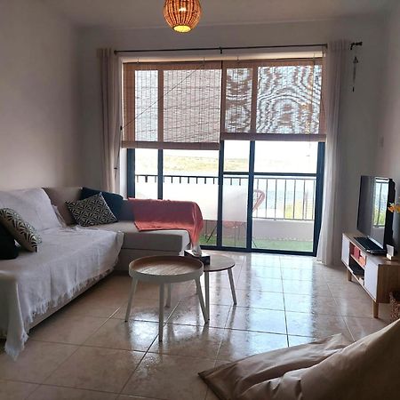 Seaside Serenity - A Lovely Apartment With Views Mellieha Exterior photo