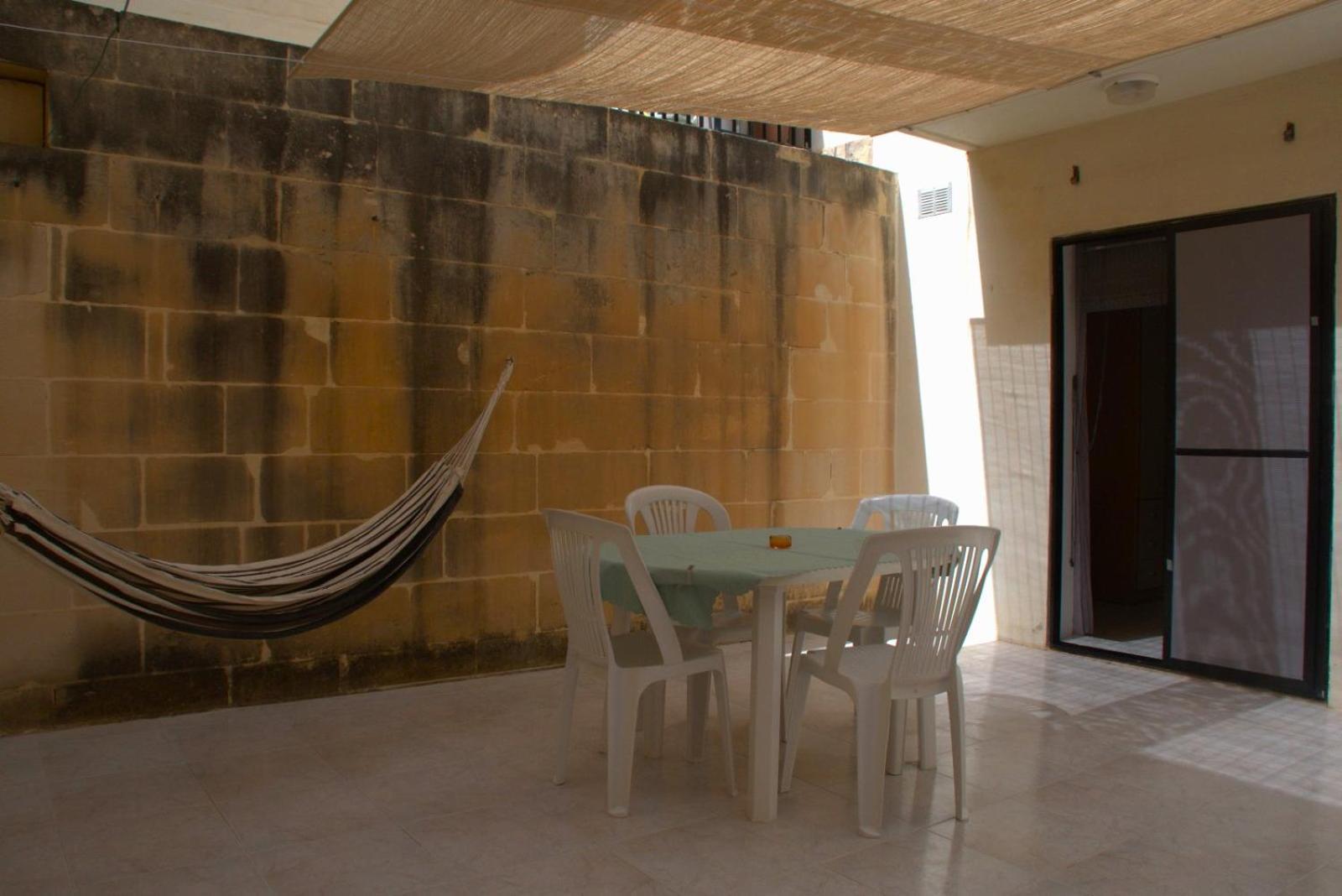 Seaside Serenity - A Lovely Apartment With Views Mellieha Exterior photo